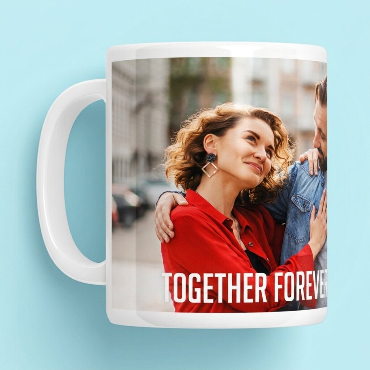 Personalisierte Tasse mit einem Querformat-Foto und Text