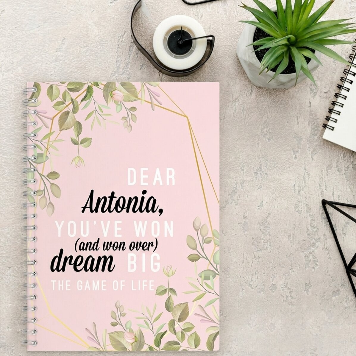 Personalisiertes Notizbuch mit Blumenmuster „Dear Antonia“