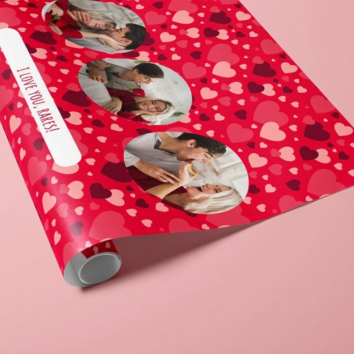 Individuell gestaltetes Geschenkpapier mit 3 Fotos und Text – Hearts