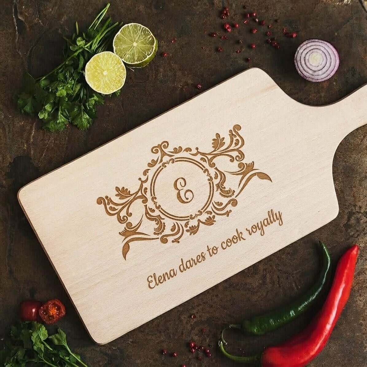 Personalisierter Zerkleinerer mit Namen – Kochen wie ein König