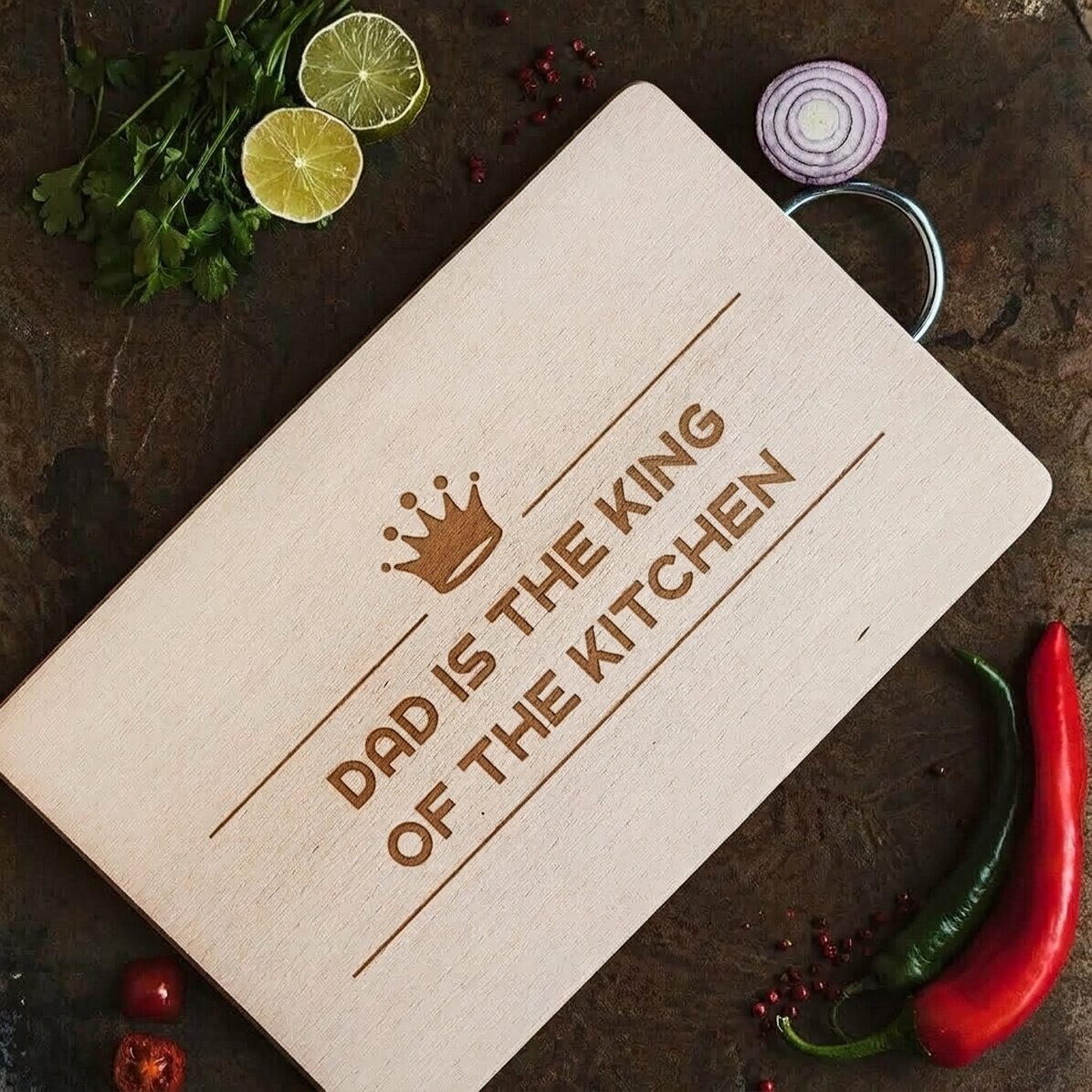 Maßgeschneidertes Schneidebrett – The King Of The Kitchen
