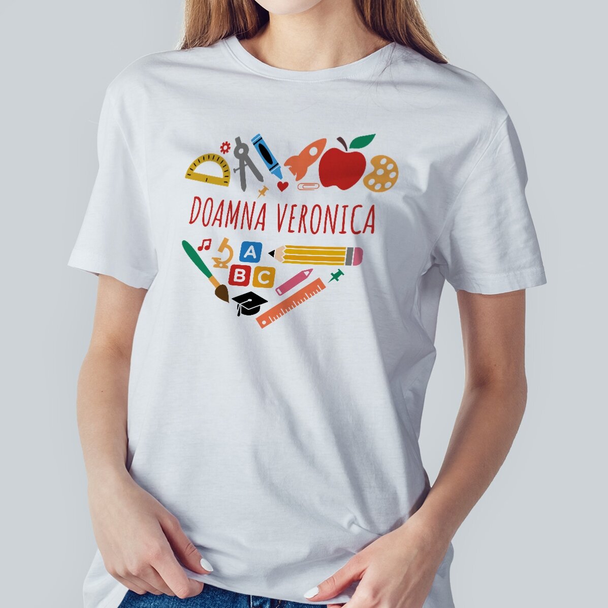 Personalisiertes Baumwoll-T-Shirt mit Namen für Lehrer – Heart