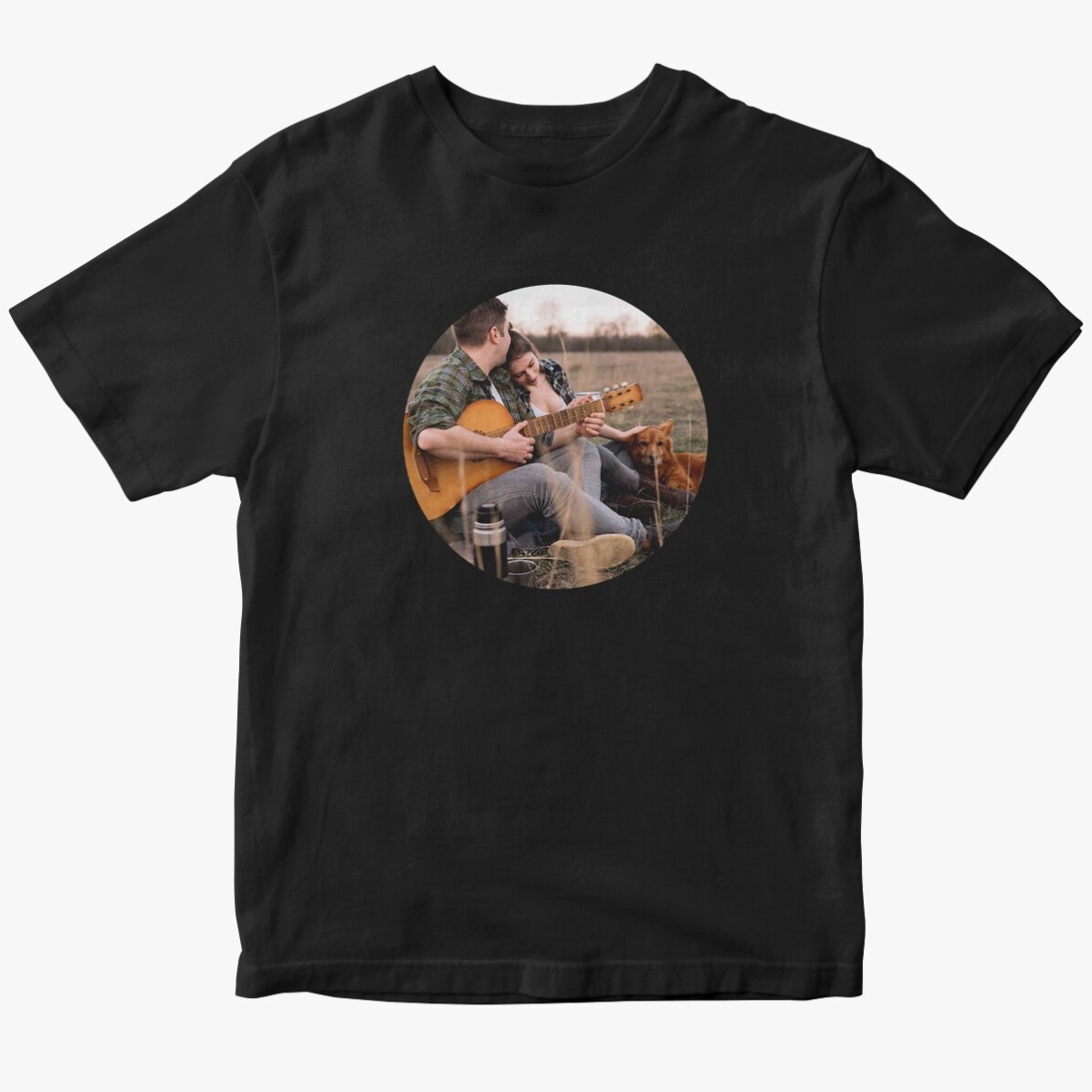 Personalisiertes Baumwoll-T-Shirt mit einem runden Foto