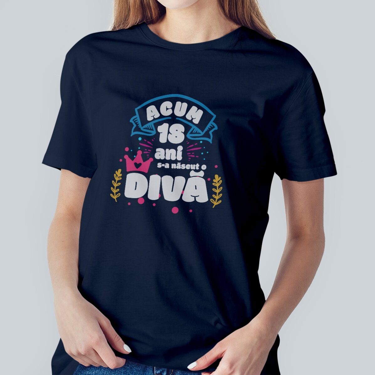 Personalisiertes Baumwoll-T-Shirt mit Aufdruck – Vor 18 Jahren wurde eine Diva geboren
