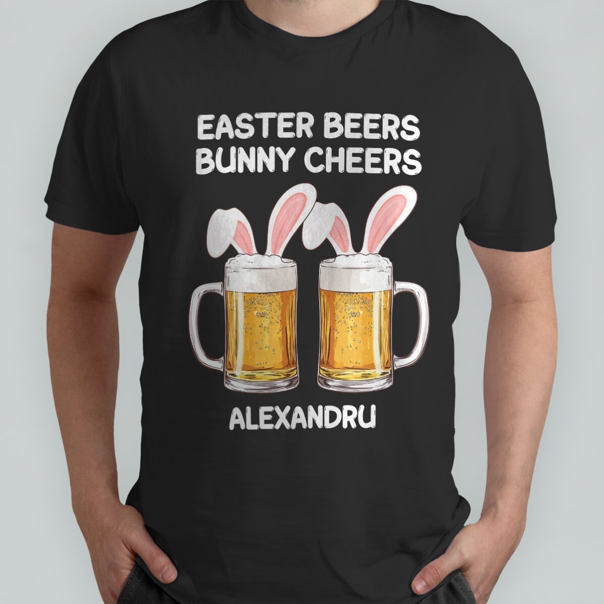 Personalisiertes Baumwoll-T-Shirt mit Aufdruck – „Easter cheers“