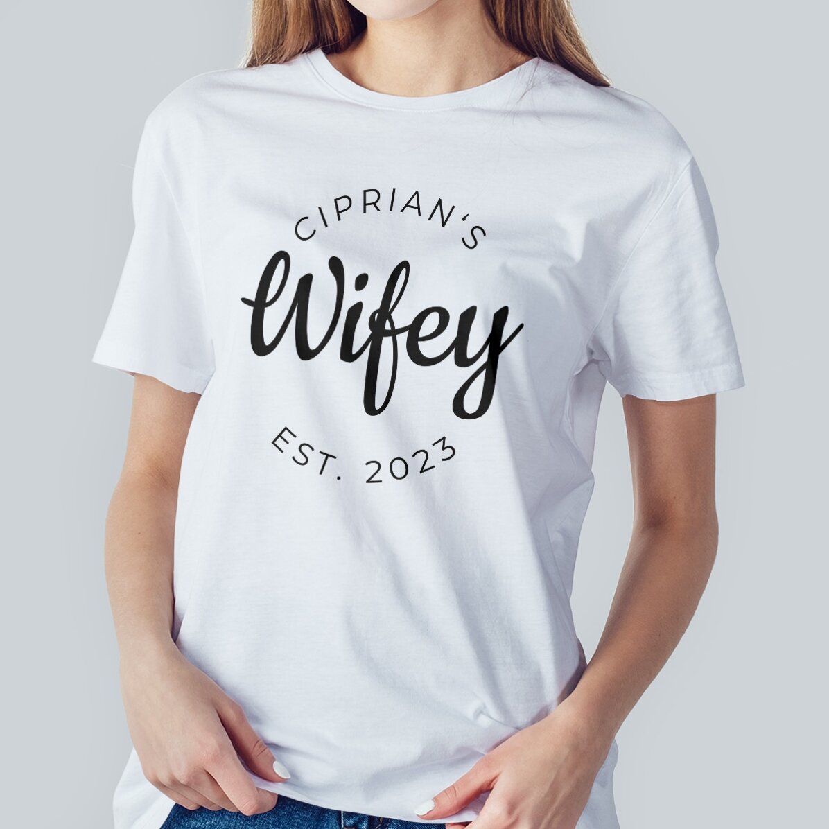 Personalisiertes Baumwoll-T-Shirt mit Aufdruck – Hubby & Wifey