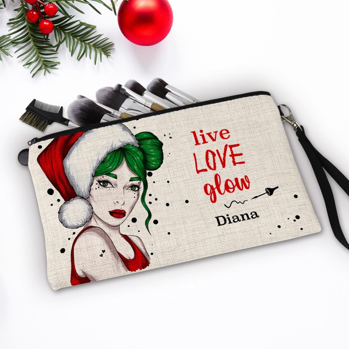 Individuell gestaltetes Make-up-Set mit dem Schriftzug „Live Love Glow“